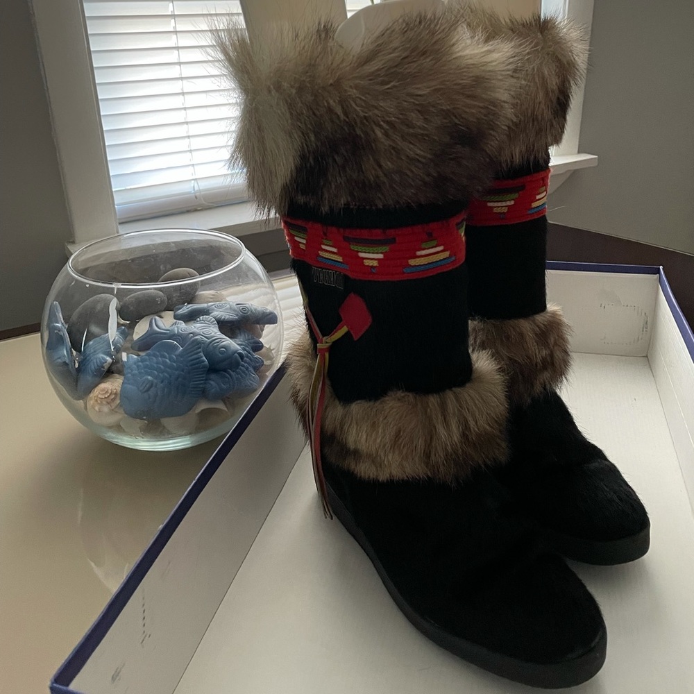 Tecnica Fur Boots With Aztec Trim NEW